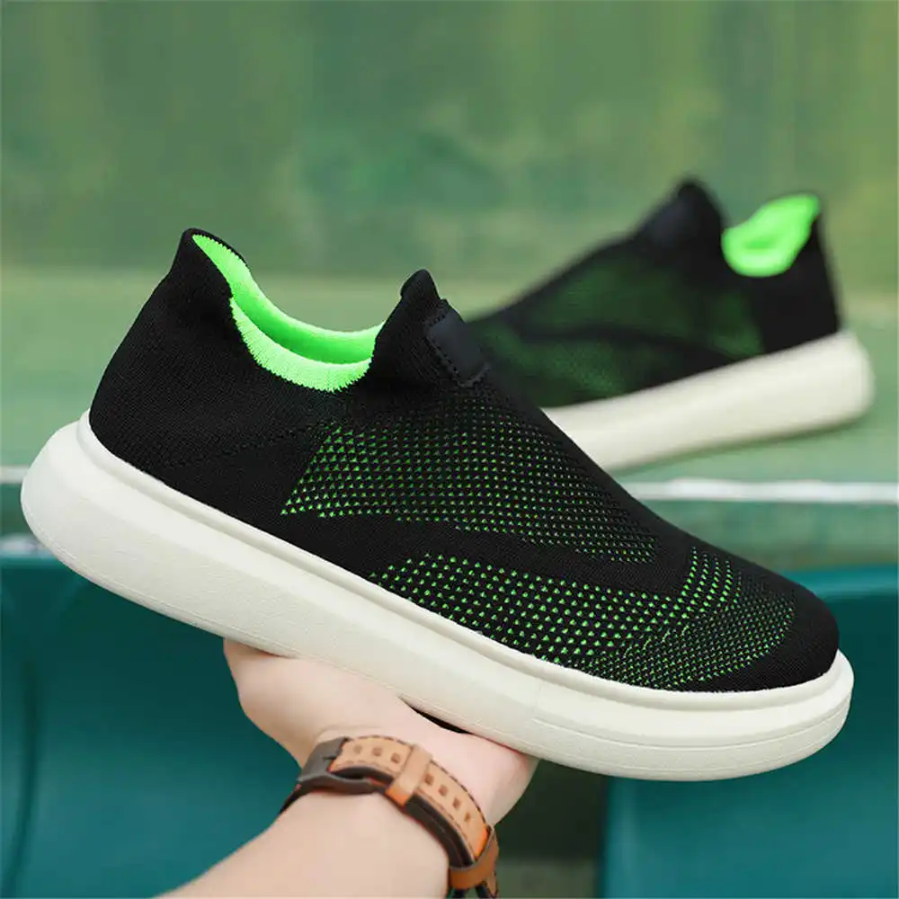 ถุงน่องแพลตฟอร์มรองเท้าสีน้ำตา - Tech Office Wear Men บทวิจารณ์และราคา